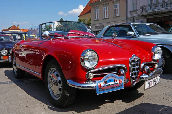 Alfa Romeo carro clássico — Fotografia de Stock