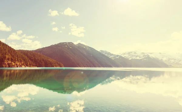 Lago Garibaldi no Canadá — Fotografia de Stock