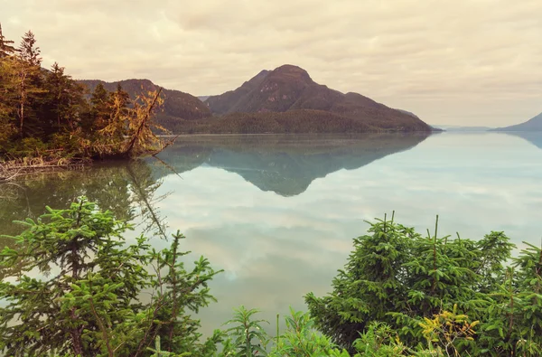 Hermosas montañas en Canadá —  Fotos de Stock