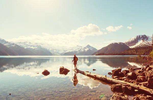 Vandra på Garibaldi sjön — Stockfoto