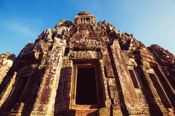 Ancient Khmer civilization ruins — Stock Photo, Image