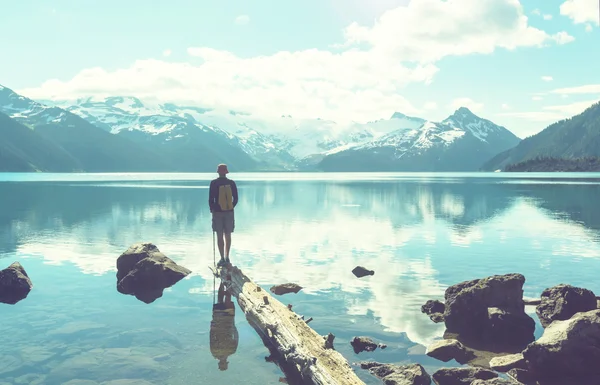 Hike  on Garibaldi lake — Stock Photo, Image