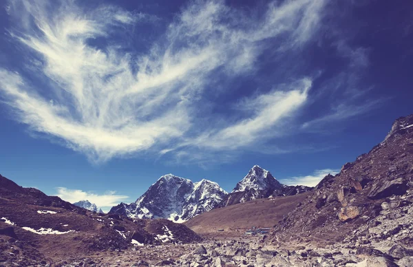 Schilderachtige bergen van de Himalaya — Stockfoto