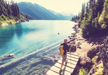 Kanada dağ erkekte Hiking