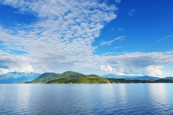 Bellissimo paesaggio marino lungo la costa del Pacifico — Foto Stock