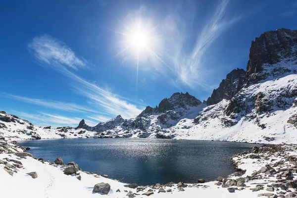 Bellissimo lago Minareto — Foto Stock