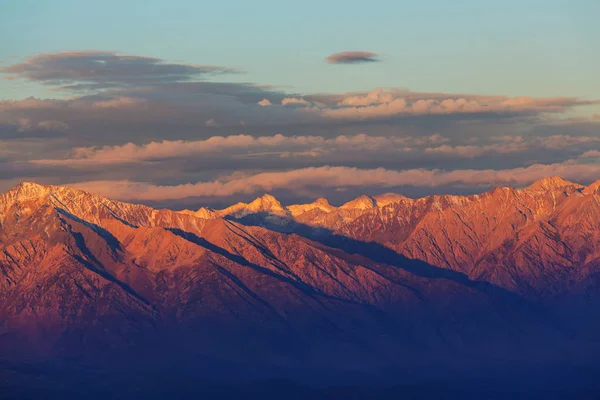 Sierra Nevada mountains — Stock Photo, Image