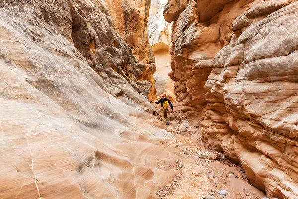 Hike in Slot canyon in USA — Stock Photo, Image