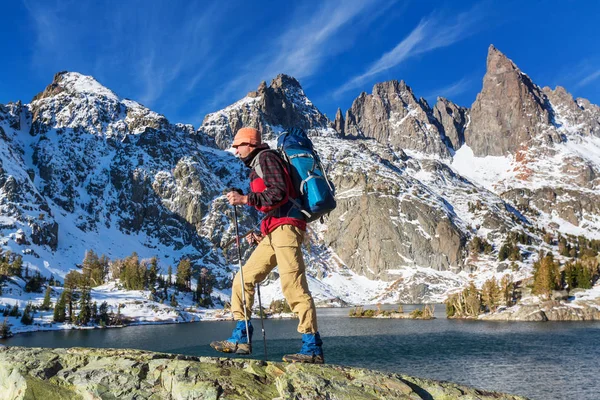 Hike to Minaret lake — Stock Photo, Image