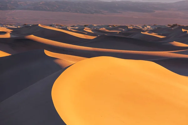 Güzel kum tepeleri — Stok fotoğraf