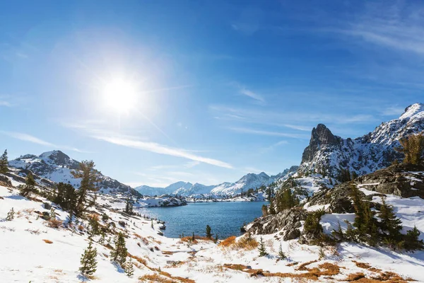 Schöner Minarettsee — Stockfoto