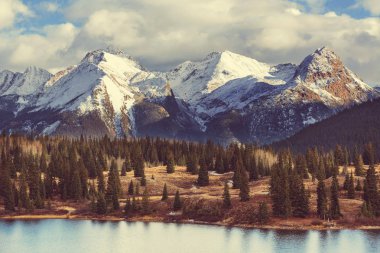 Colorado dağ manzarası