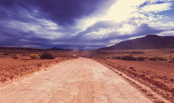 Road in the prairie country — Stock Photo, Image