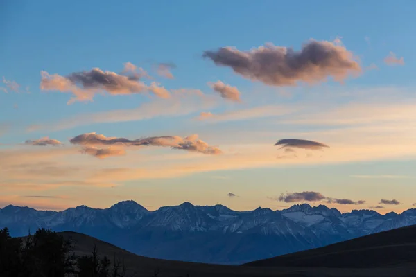 Sierra nevada bergen — Stockfoto