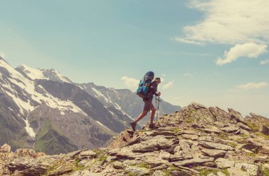 adam Hiker Kafkasya'da