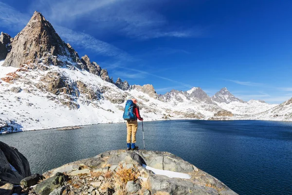 Caminhante em Sierra Nevada — Fotografia de Stock