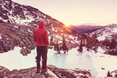 Sierra Nevada 'da yürüyüş