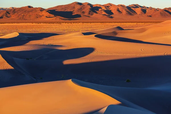 Dunas de areia no deserto do Saara — Fotografia de Stock