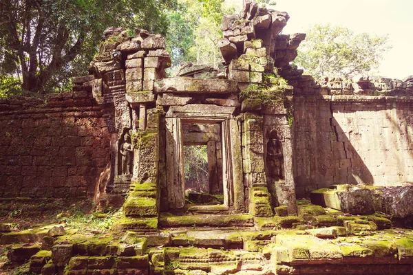 Oude beschaving van de Khmer ruïnes van Angkor — Stockfoto