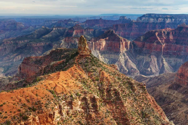 Büyük Kanyon pitoresk manzaralar — Stok fotoğraf