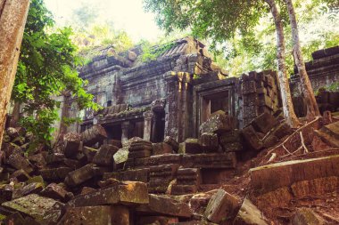 Antik Khmer uygarlık kalıntıları