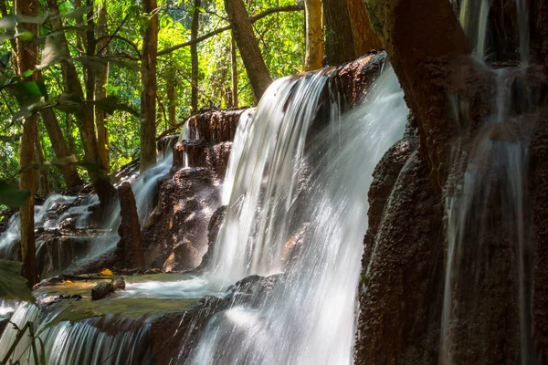 Beautiful waterfall in rainforest — Stock Photo, Image