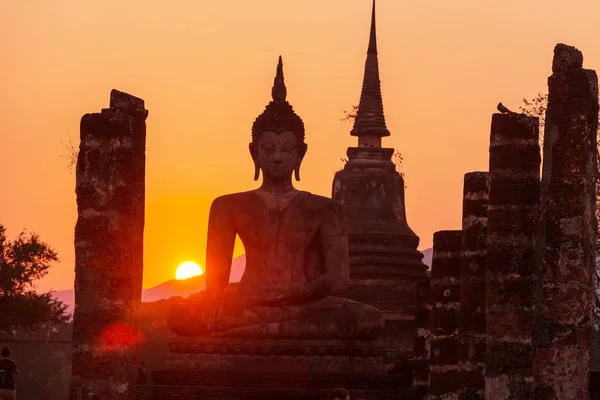 Άγαλμα του Βούδα στη Μιανμάρ — Φωτογραφία Αρχείου