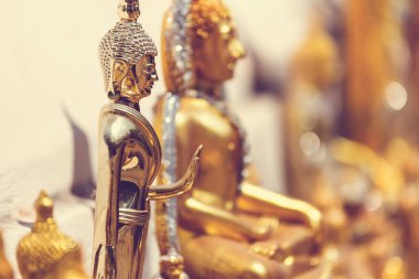 Buda heykeli yakın çekim