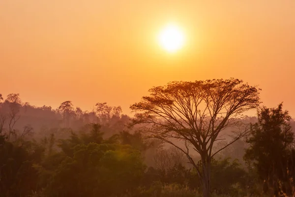 Landsbygdslandskap i norra Thailand — Stockfoto