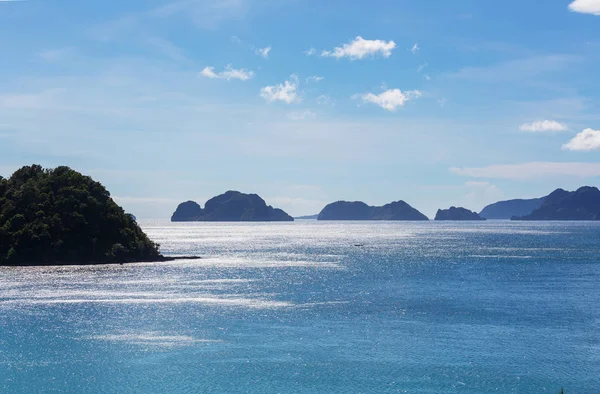 Fantastische schilderachtige uitzicht op zee baai — Stockfoto