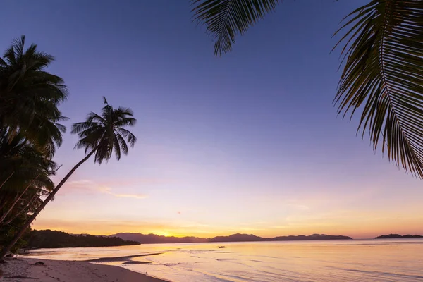 Sérénité plage tropicale — Photo