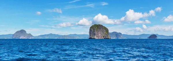 Incroyable vue panoramique sur la baie de la mer — Photo