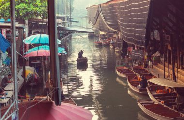 Yüzen Pazar Tayland.