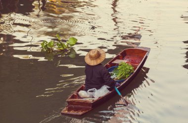 Yüzen Pazar Tayland.