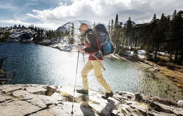 Randonnée dans la Sierra Nevada — Photo