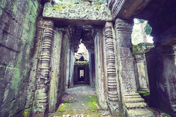 Стародавні руїни цивілізації кхмерська — стокове фото