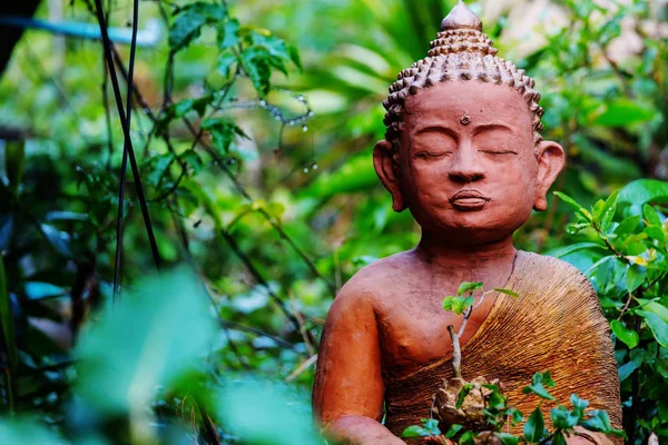 Estatua de buddha de cerca — Foto de Stock