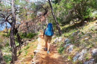 Uzun yürüyüşe çıkan kimse ünlü Likya Yolu Türkiye'de