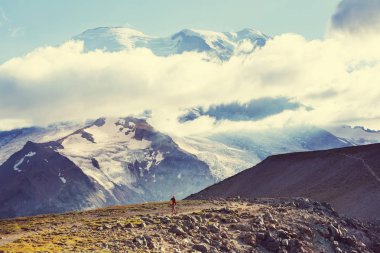 Yaz dağlarında gezgin, 