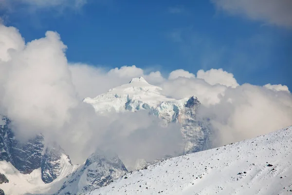 Montañas en la región Sagarmatha — Foto de Stock