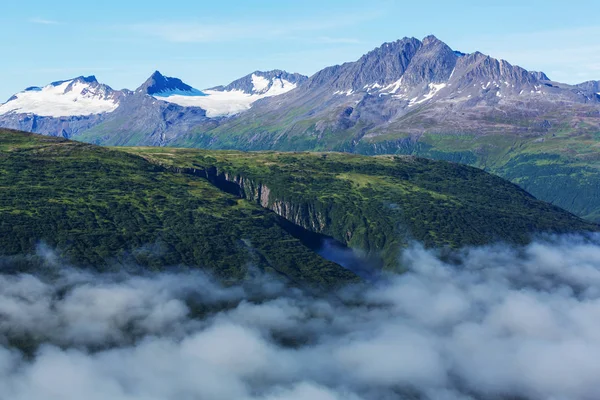Montañas pintorescas de Alaska — Foto de Stock