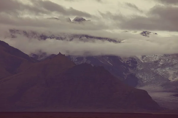 Wunderschöne isländische Landschaft. — Stockfoto