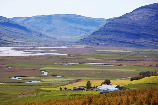 Wunderschöne isländische Landschaft. — Stockfoto