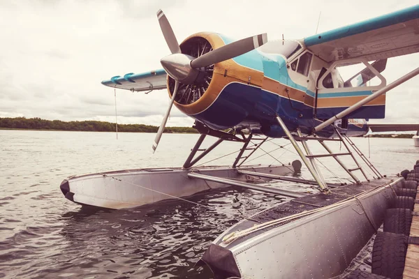 Um hidroavião no Alasca. de perto — Fotografia de Stock