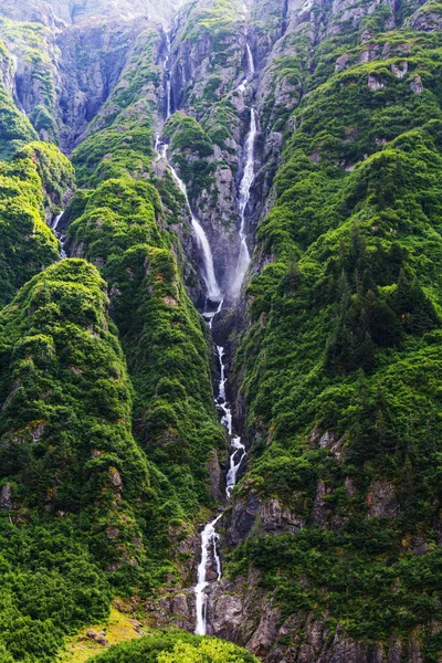 Vackra vattenfall i Alaska — Stockfoto