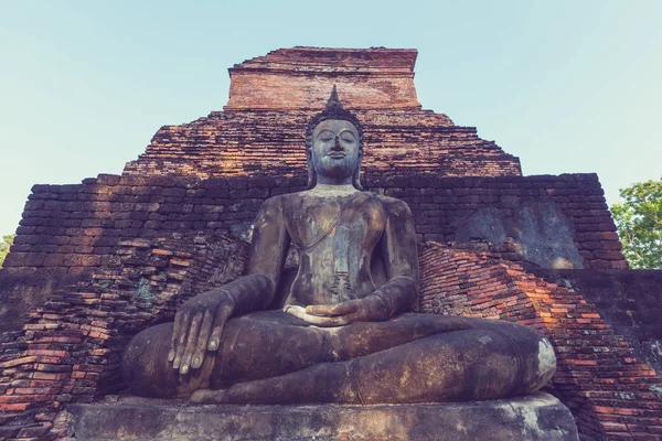 Grande estátua de Budas — Fotografia de Stock