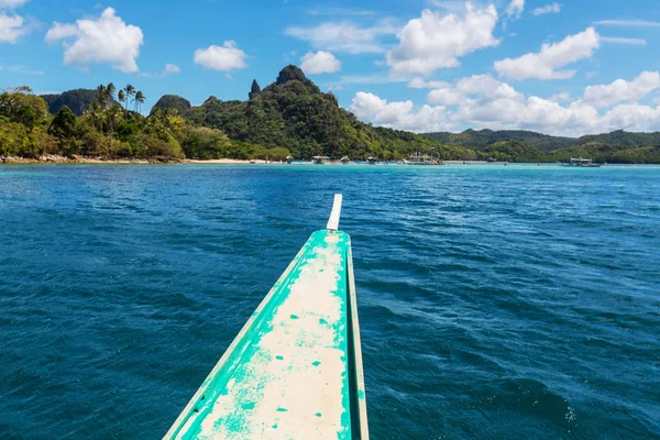 Atemberaubende Aussicht auf die Meeresbucht — Stockfoto