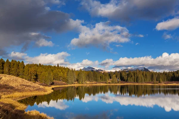 Horská krajina v Rocky Mountains v Coloradu — Stock fotografie