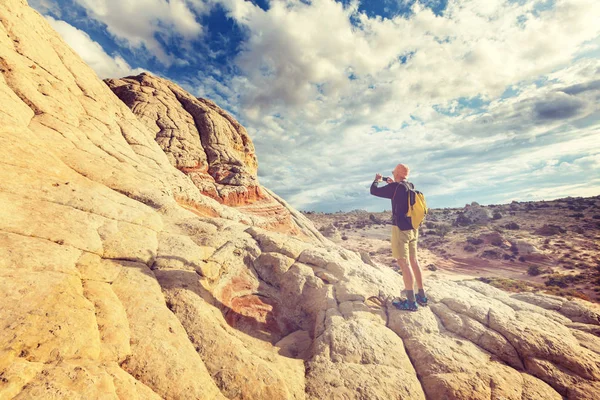 Uzun yürüyüşe çıkan kimse Utah dağlarda — Stok fotoğraf