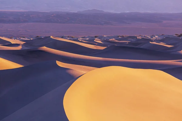 Sanddünen im Death Valley Nationalpark — Stockfoto